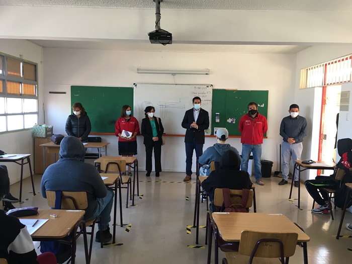 Gobierno entrega tablets a más de 90 alumnos en la Provincia del Huasco