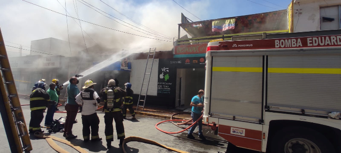 Destacan gestión de bomberos ante emergencia ocurrida en Vallenar