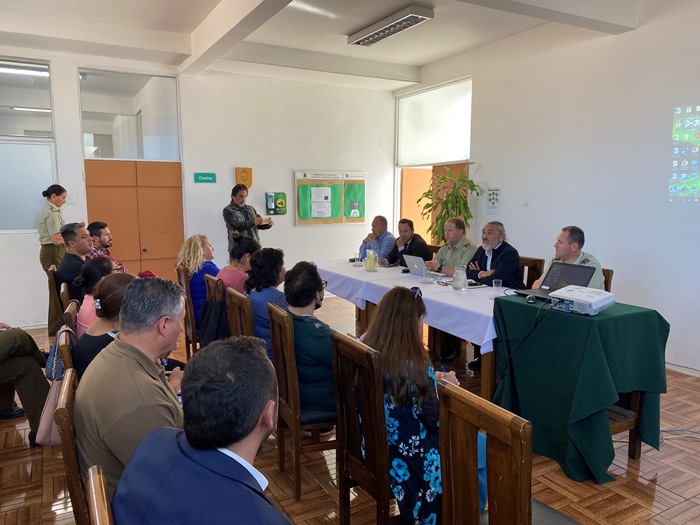 Dirigentes de Juntas de Vecinos de población Torreblanca en Vallenar exponen sus demandas en seguridad pública