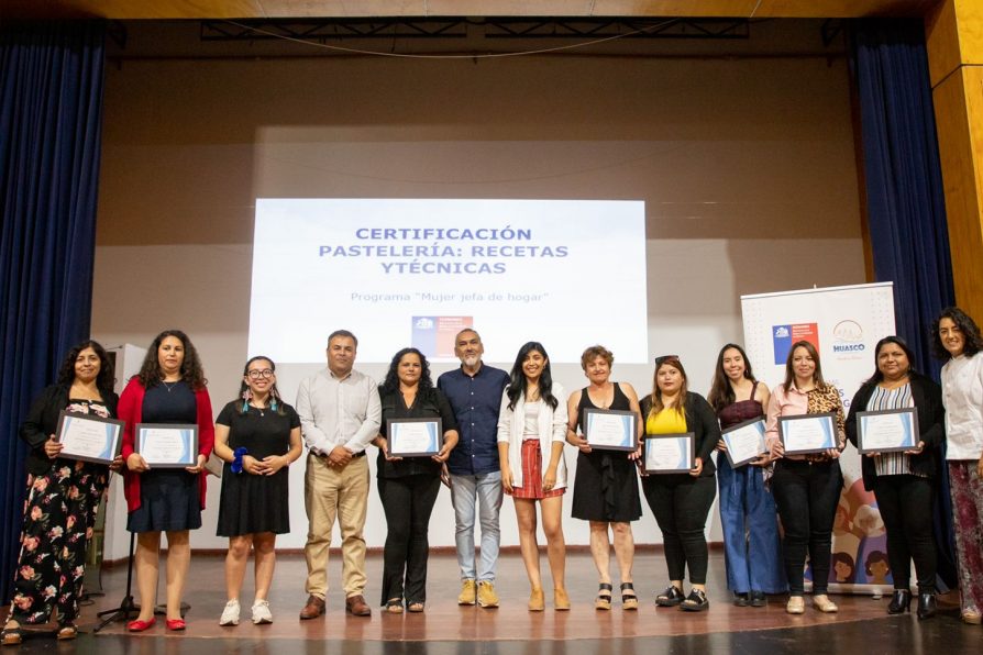 Mujeres Jefas de Hogar fueron certificadas con el curso <strong>“Pastelería: recetas y técnicas”</strong>