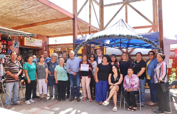 Entregan recursos para mejoras en el Mercado Municipal de Vallenar