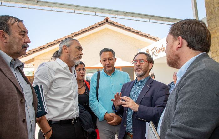 Problemática que afecta a trabajadores de la empresa VICSA en la ruta C 46 dieron a conocer a Ministro de Obras Públicas