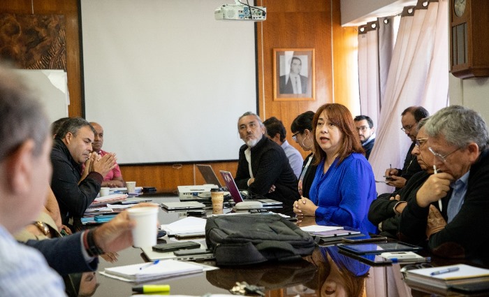 La problemática habitacional existente en la provincia del Huasco analizada en reunión con autoridades locales y regionales.