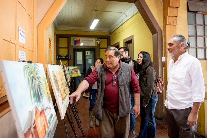 Visitantes mostraron interés y entusiasmo por conocer de la historia del edificio de Gobierno en la provincia del Huasco