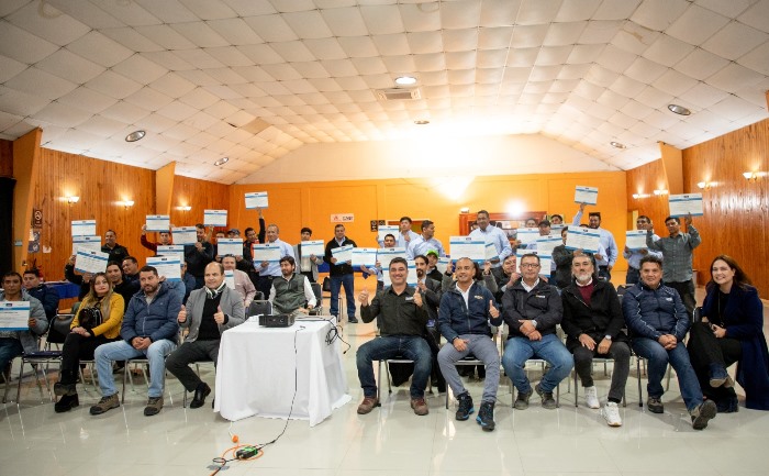 Nuevas competencias laborales a través de Sence y Chile Valora alcanzan trabajadores de CMP e Imopac en Vallenar.