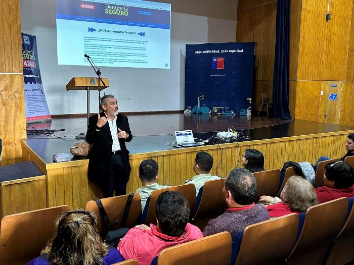 Dialogo Ciudadano para conocer los alcances del programa Denuncia Seguro