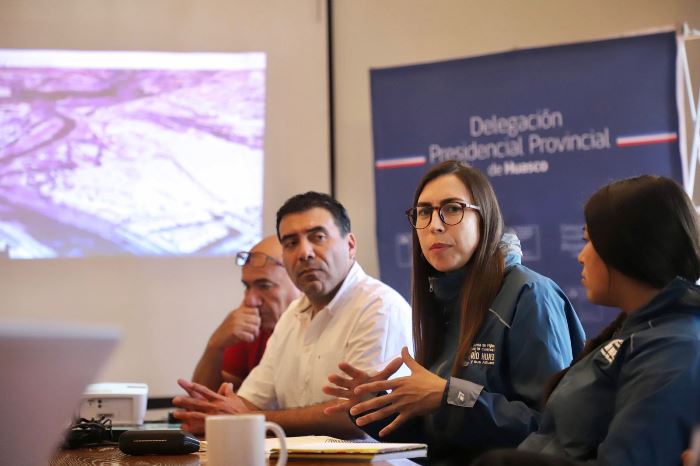 Equipo de trabajo de anticipación de riegsos  evalúa intervención en río Huasco