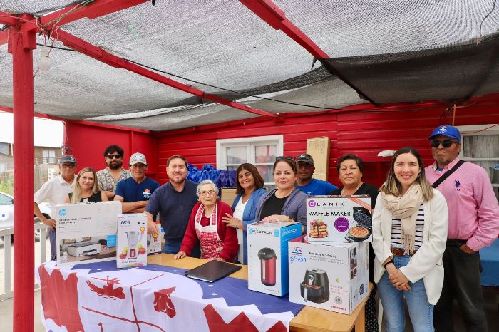 Entregan aportes para comunidad indígena de caleta Chañaral de Aceituno