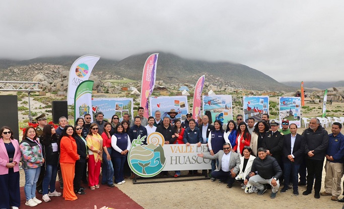 En Llanos de Challe se da inicio a las actividades del Desierto Florido en Atacama