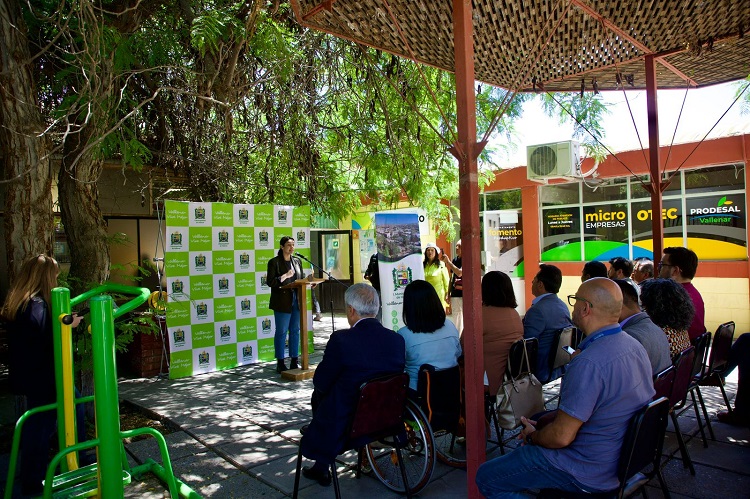 Royalty Minero impulsa mejoras en salud y transporte municipal en Vallenar