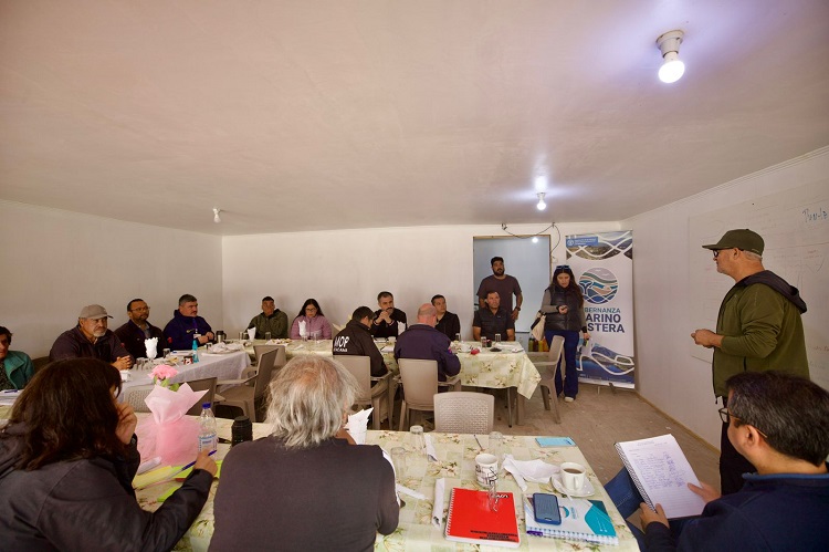 Representantes del sector pesca se reunen con autoridades