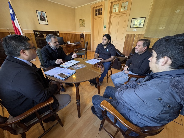 Representantes de programa Barrio Comercial se reunieron con Delegado Presidencial del Huasco